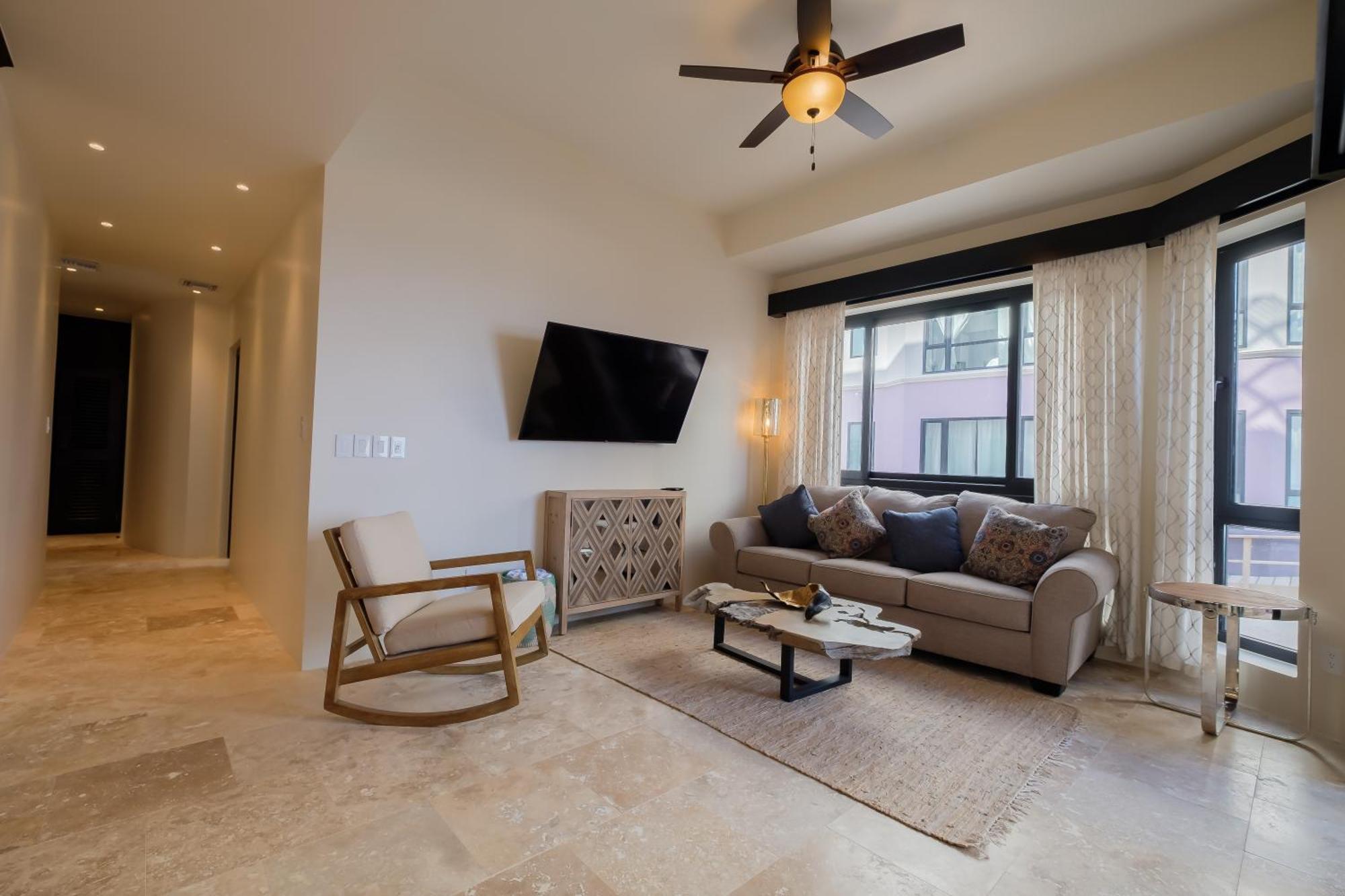 Diamante Beachfront Suites San Pedro  Ngoại thất bức ảnh
