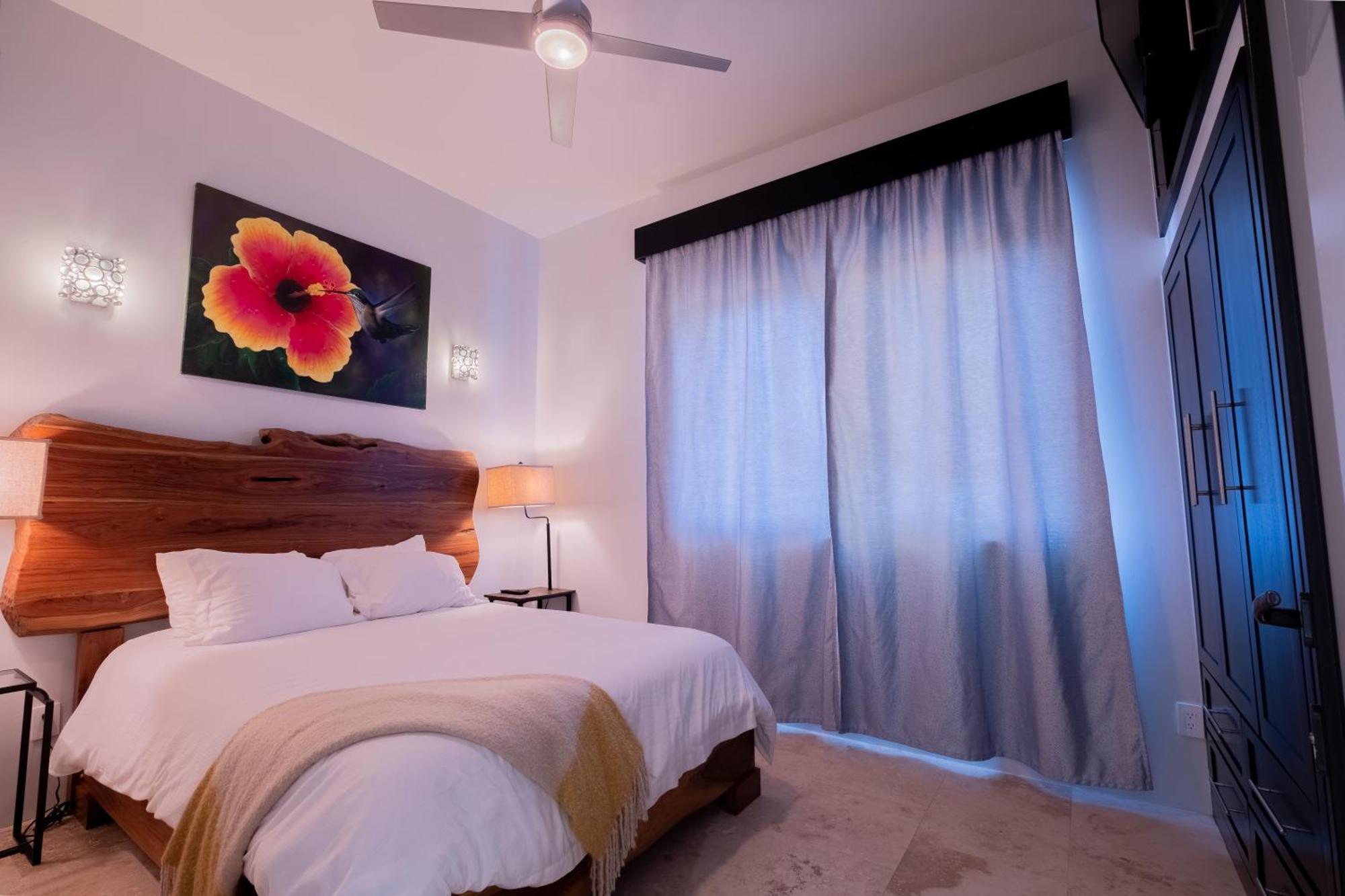 Diamante Beachfront Suites San Pedro  Ngoại thất bức ảnh