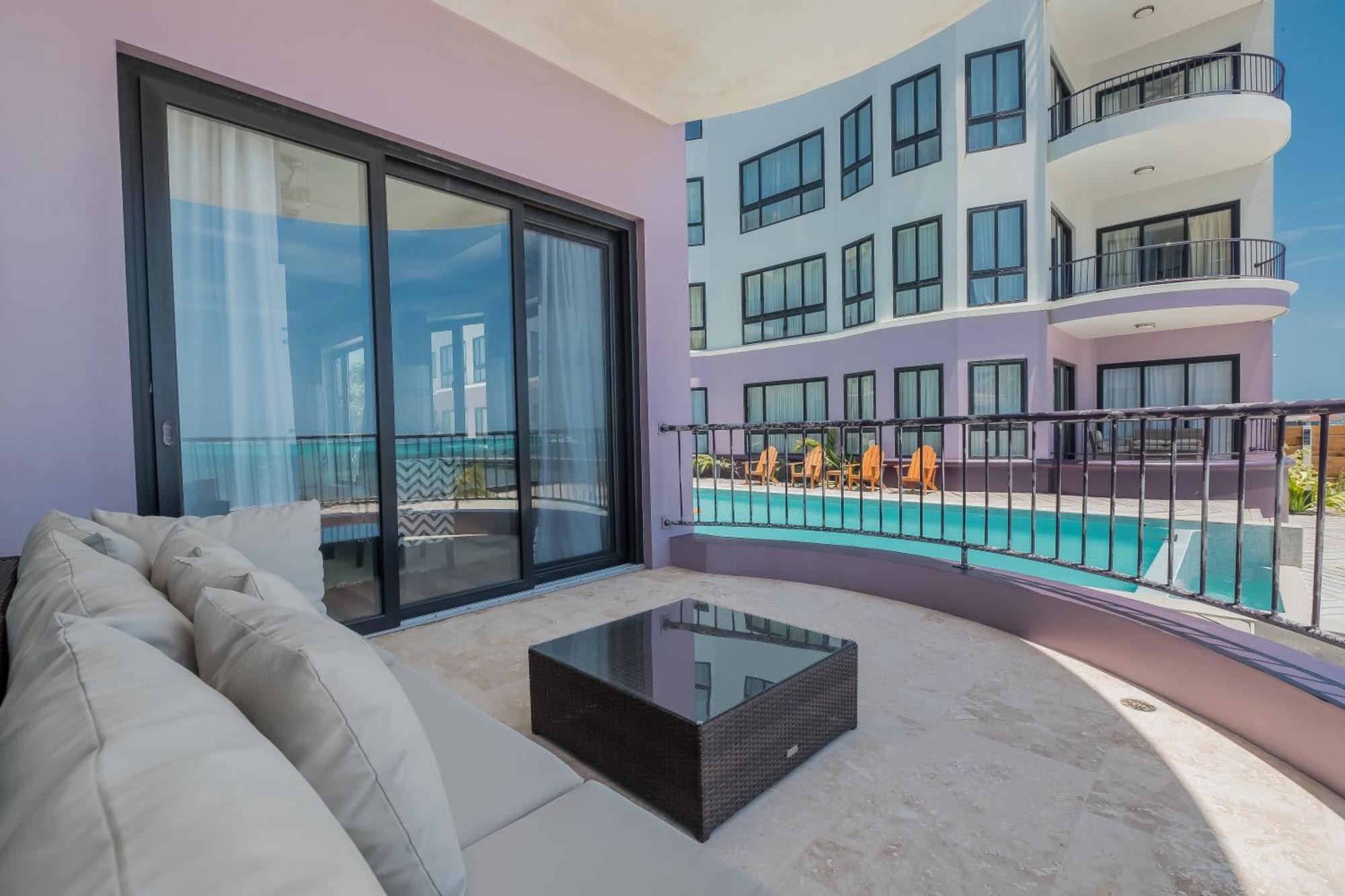 Diamante Beachfront Suites San Pedro  Ngoại thất bức ảnh
