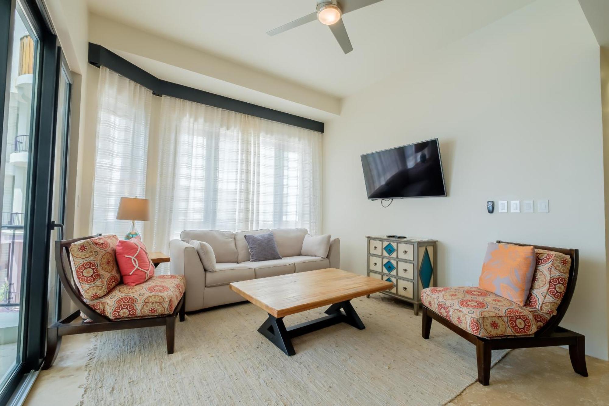 Diamante Beachfront Suites San Pedro  Ngoại thất bức ảnh