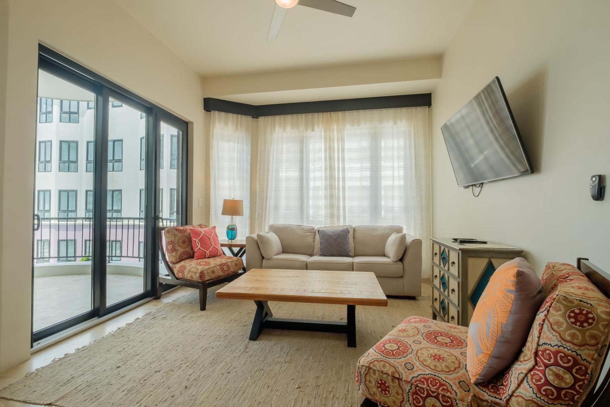 Diamante Beachfront Suites San Pedro  Ngoại thất bức ảnh